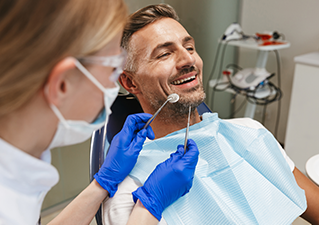 Soins dentaires et auditifs